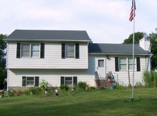 9 Lakeview Dr E, Montague, NJ 07827