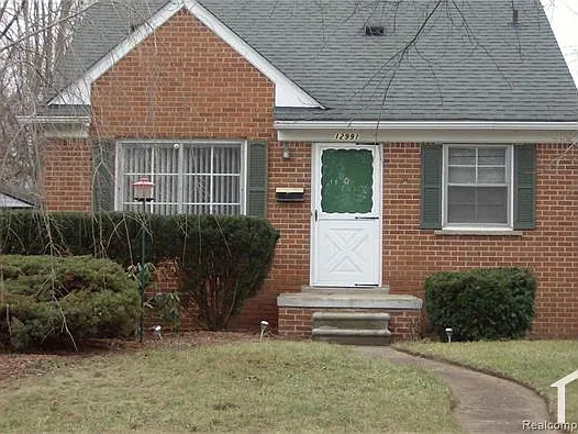 4 bed, 1080 sqft, $1,950 — Photo 4