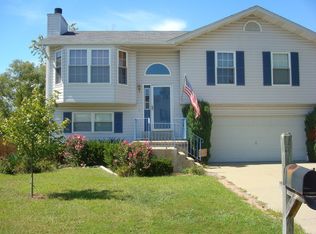 796 Estes Park Dr, Saint Peters, MO 63376