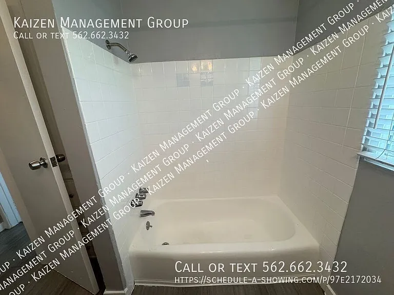 2201 Locust Ave #5 — Photo 12