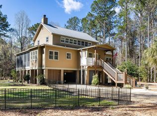 1081 Shipmaster Ct, Awendaw, SC 29429