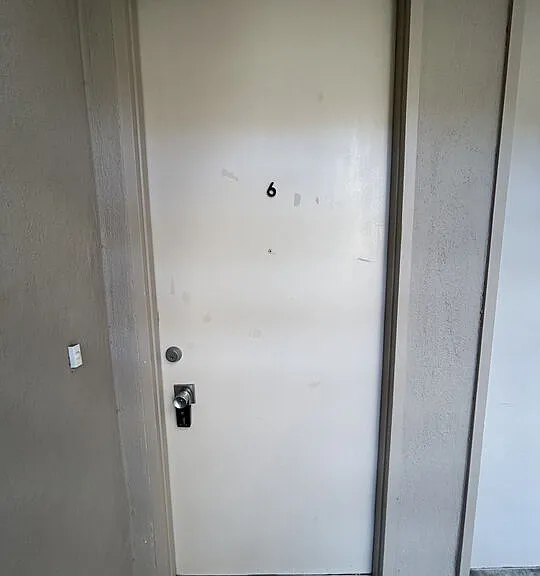 833 Moraga Dr #6 — Photo 22