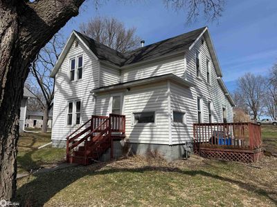 1112 S 9th Pl, Clear Lake, IA, 50428