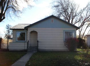 529 E Commercial St, Weiser, ID 83672