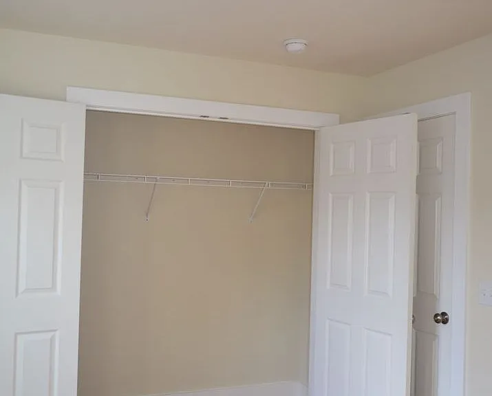 4304 Wallace St — Photo 3