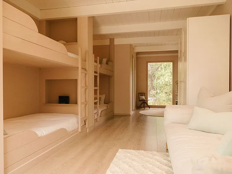 696 Romero Canyon Rd — Photo 6