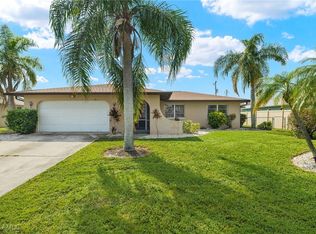 236 SW 37th Ln, Cape Coral, FL 33914
