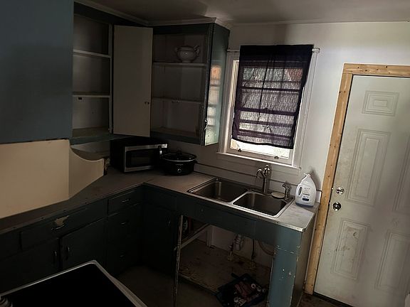 4th image of 103 Pine Dr