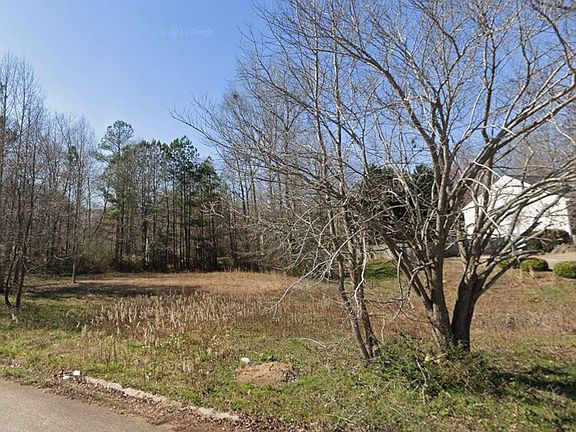 5th image of 425 Little Mac Ln