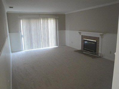 5th image of 2628 Cabrillo Dr