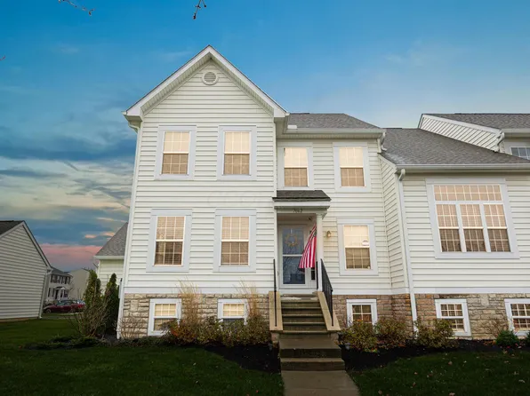 7062 Hill Gail Dr #28, New Albany, OH 43054