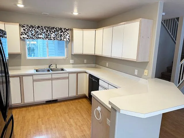 127 Sunburst Ct — Photo 5