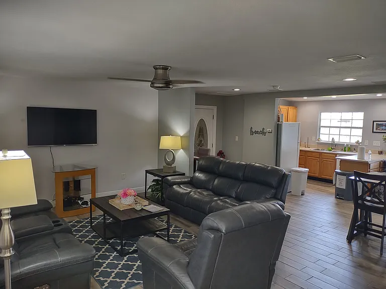 227 Woodland Ave — Photo 6