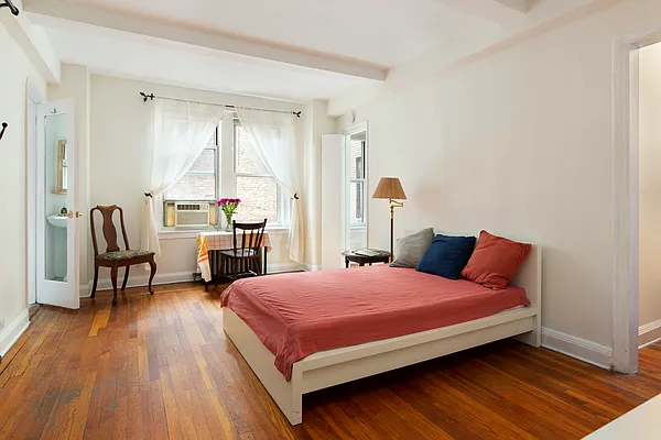 Rented by Douglas Elliman | media 1