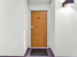 10061 150th St #312, Surrey, BC V3R4A7
