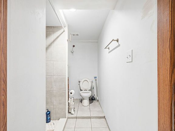 4th image of 4635 Eberly Ave