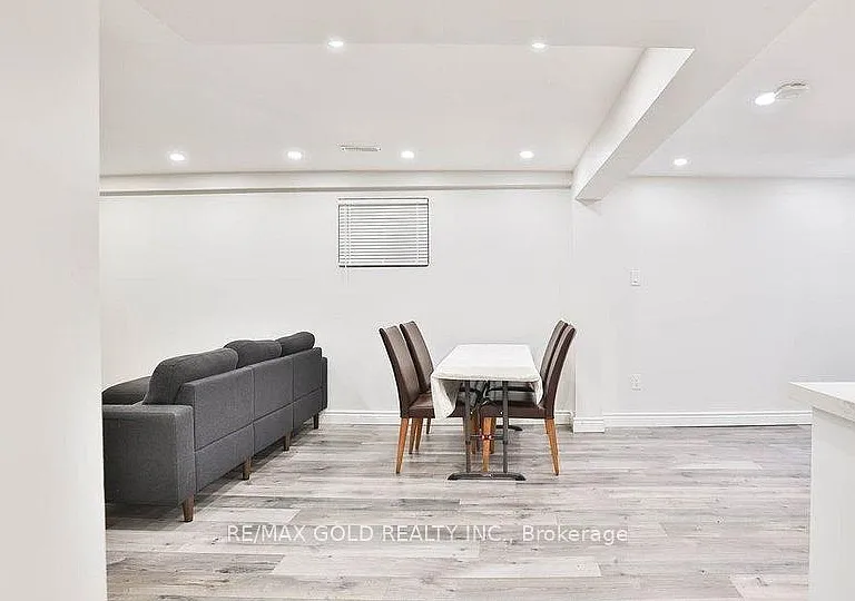 2673 Kingsberry Cres #BASEMENT — Photo 9