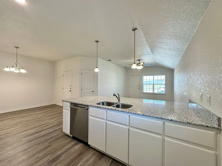 234B Dolphin Dr — Photo 11
