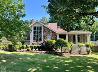 1804 Deerwood Dr, Jonesboro, AR 72404