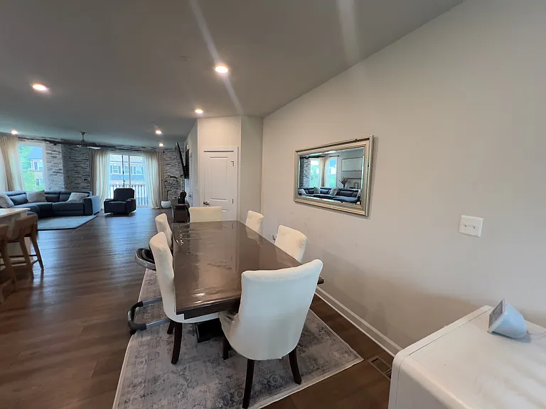 7608 Cross Creek Dr — Photo 7