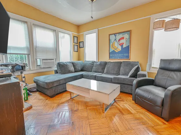 210 62nd Street image 16 of 22