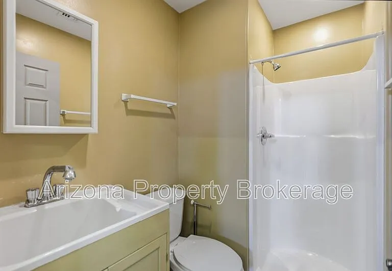 1933 W Tanya Trl — Photo 39
