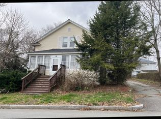 14 Pilgrim Ave, Worcester, MA 01604
