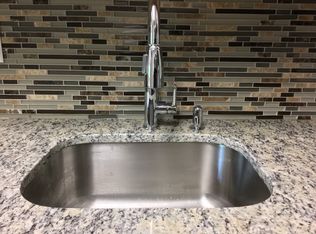 4 Highhaven Pl APT 2C, Nottingham, MD 21236