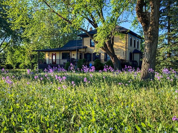 2nd image of 2625-N2625 County Rd S #A-w