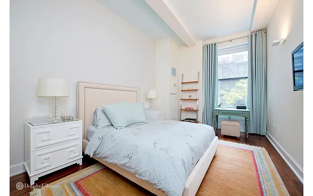Rented by Douglas Elliman | media 23