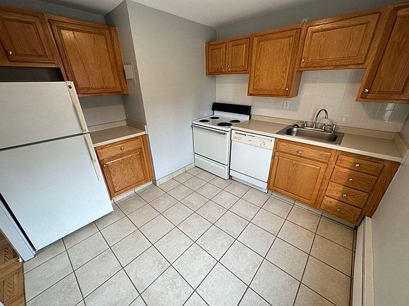 2nd image of 600 S Highland Ave #20e692697