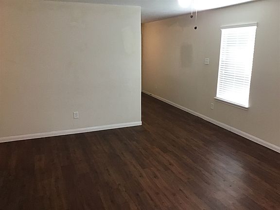2nd image of 21511 Nella Cir
