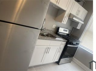 1215 W 81st St #2, Chicago, IL 60620