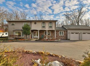 292 E Moorestown Rd, Wind Gap, PA 18091