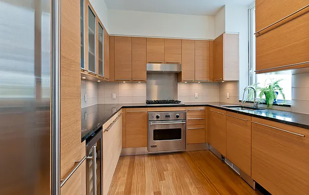 Sold by Nest Seekers International | media 21