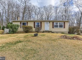 5030 Walters Hatchery Rd, Spring Grove, PA 17362