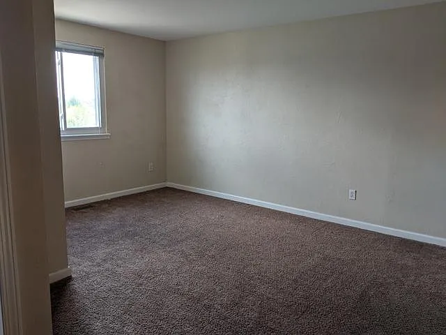 Second floor loft. Photo 2