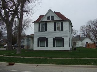 700 E Locust St, Watseka, IL 60970