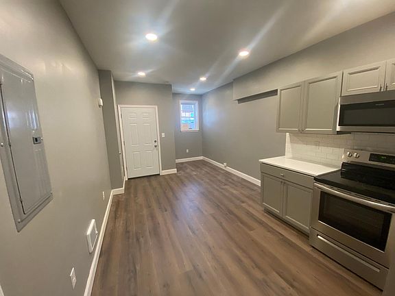 3rd image of 3332 W Harold St #1