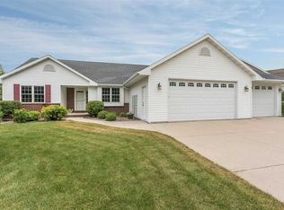 4126 E Appleview Dr, Appleton, WI 54913