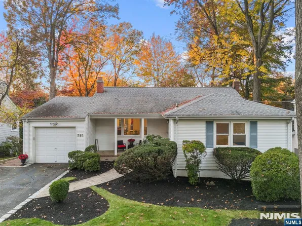 781 6th Avenue, River Edge, NJ 07661