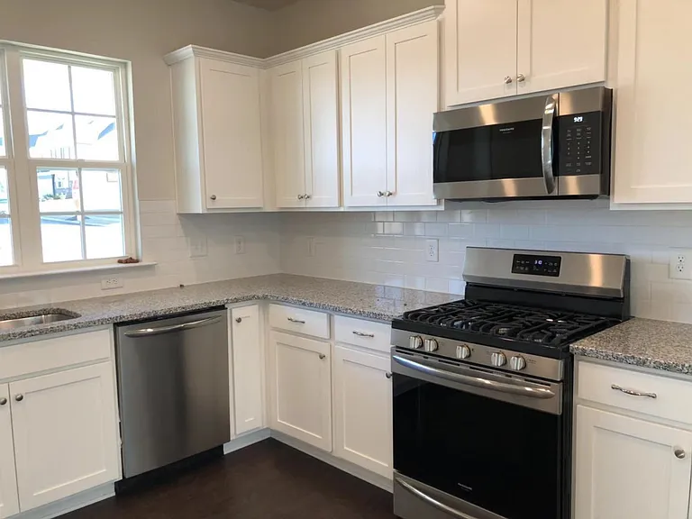 3001 Deep River Way — Photo 6