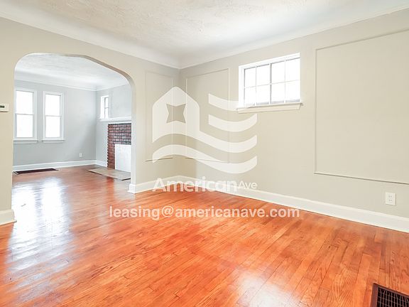 4-Dining Room