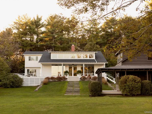 353 Haas Hill Road, West Coxsackie, NY 12124