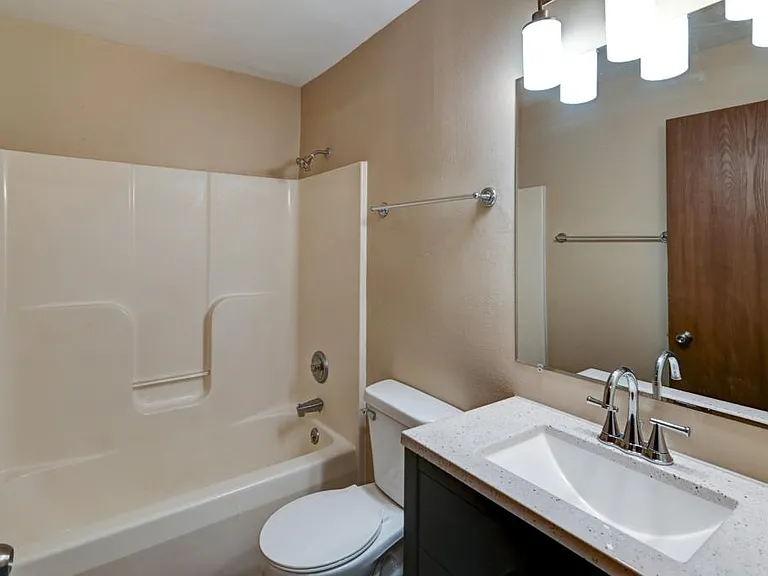 100 Sunset Ln #7 — Photo 16