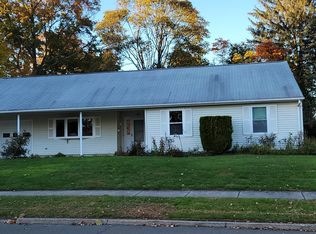 330 Carol Rd, Stratford, CT 06614