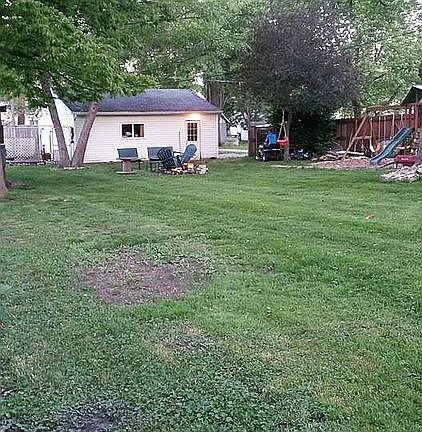 2 car detached garage