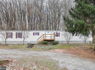 333 S Lake Rd, Spring Grove, PA 17362