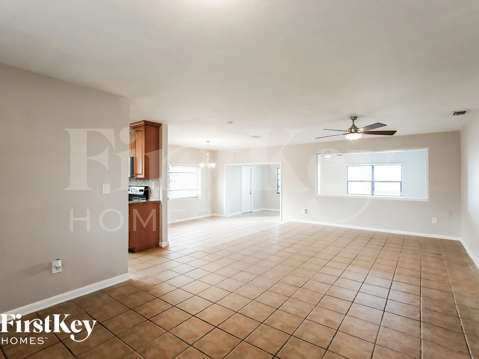 3 bed, 2.0 bath, 1855 sqft, $3,585 — Photo 3