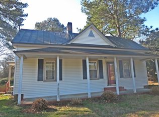305 W Pippen St, Whitakers, NC 27891